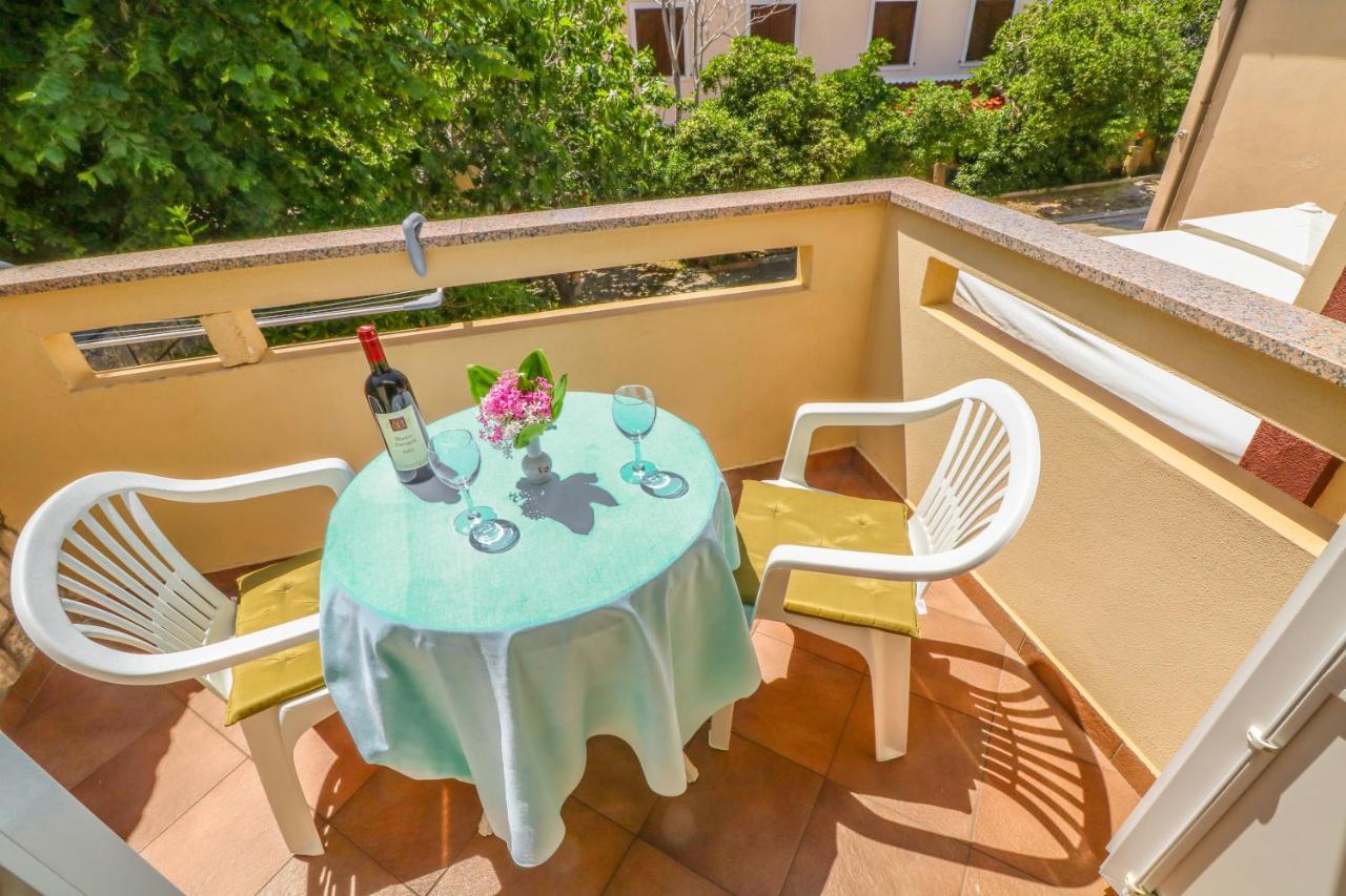 Double Rooms With Terrace Tomica Baška Eksteriør billede