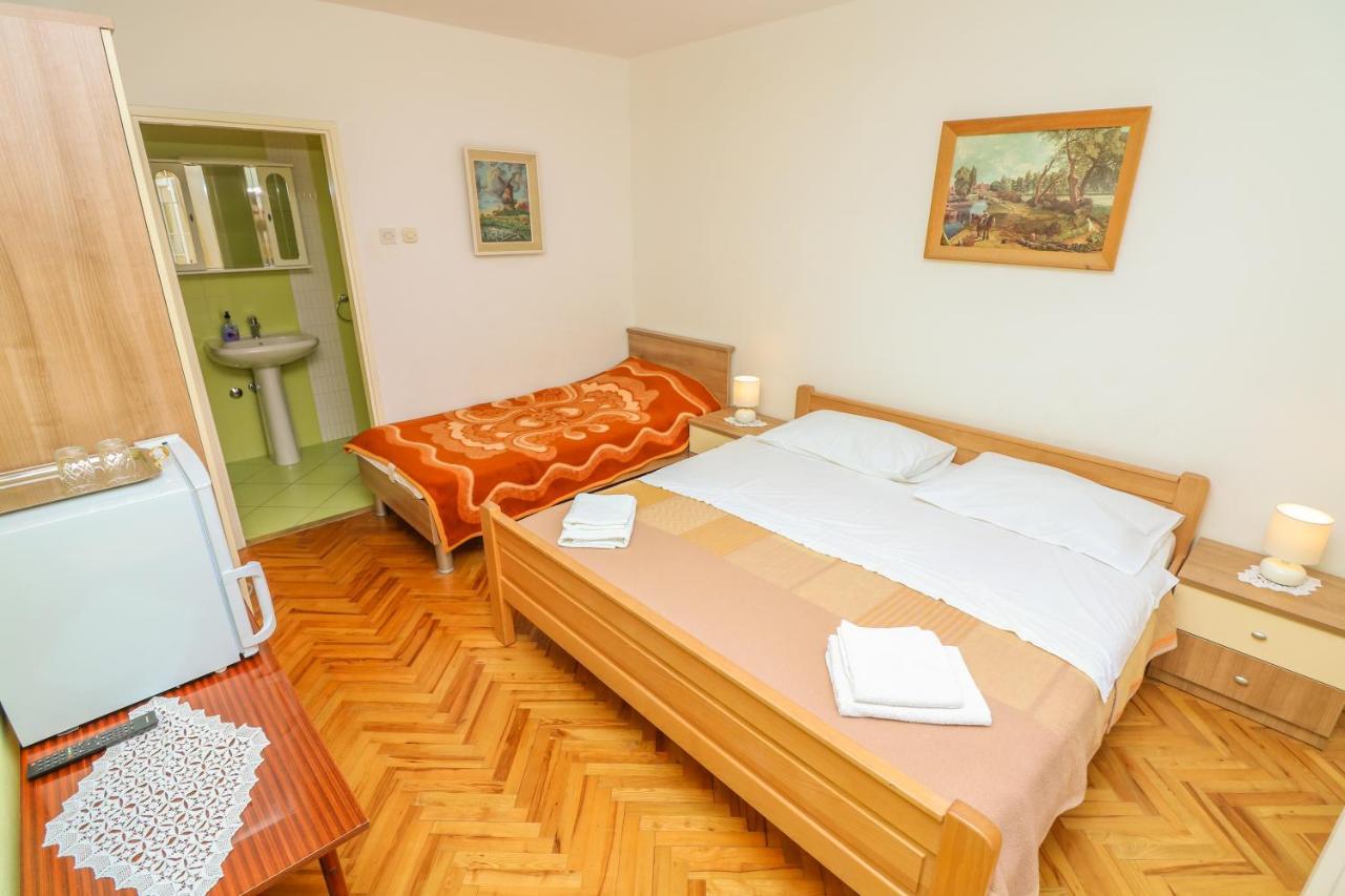 Double Rooms With Terrace Tomica Baška Eksteriør billede